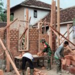 Ibu Siti Hamdiah Kagum dengan Kinerja Satgas TMMD