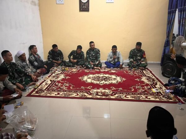 Pererat Silaturahmi, Satgas TMMD Hadiri Ruwahan dan Doa Bersama Warga