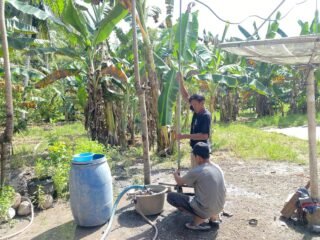 Satgas TMMD ke-127 Bangun Dua Titik TNI Manunggal Air Bersih di Desa Oyom