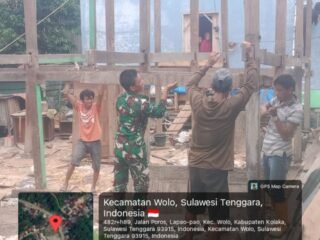 Babinsa Koptu Suharman Laksanakan Karya Bakti Bersama Warga di Desa Ulu Lapao-Pao