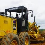 Grader Percepat Peningkatan Infrastruktur Jalan di Kotawaringin Timur