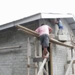 Pembangunan RTLH di Desa Oyom Dorong Lingkungan Hunian Lebih Sehat