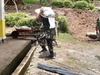 Satgas TMMD Kodim 1618/TTU Turun Tangan, Distribusi Material Jadi Bukti Komitmen Pembangunan
