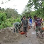 Pengerasan Jalan dan Pembangunan Talud TMMD ke-127 di Dusun Ogomolobu Terus Dikebut