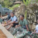 Ngobrol Santai di Bulan Puasa, Satgas TMMD 127 Kodim 1015/Sampit Pererat Kebersamaan