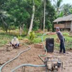 Satgas TMMD 127 Kodim 1305/BT Laksanakan Pembuatan 2 Titik TNI Manunggal Air Bersih Program Unggulan Kasad di Desa Oyom