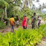 Kodim 1804/Kaimana Pererat Kebersamaan Lewat Aksi Bersih Jalan di Sisir 3