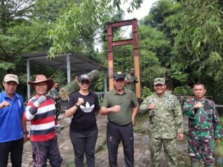 Dandim 1310/Btg Dampingi Danrem 131/Stg Tinjau dan Pastikan Sasaran Pembangunan Jembatan Siap Dibangun