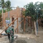 TMMD ke-127 Percepat Pembangunan RTLH, Rumah Bapak Khoirul Anwar Masuki Tahap Plester Depan