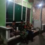 Sukseskan Bulan Suci Ramadhan, Serka Nyoman Suartana Amankan Ibadah Sholat Taraweh