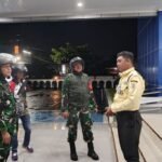 Jaga Kondusivitas Wilayah, Babinsa Koramil 1420-03/Maritengngae Intensifkan Patroli Siskamling di Jantung Kota Sidrap