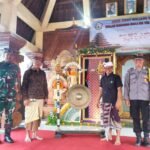 Wujud Kepedulian Budaya Lokal, Babinsa Koramil 01/Bangli Semarakkan Pembukaan Bulan Bahasa Bali Ke- VIII 2026
