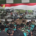 Dandim 1309/Manado Berikan Jam Komandan Sesuai Arahan Presiden Republik Indonesia Gerakan Indonesia Asri.