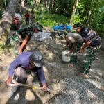 Satgas TMMD 127 Kendari Hadapi Medan Terjal Demi Tuntaskan Pengecoran Bak Air