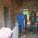 TMMD ke-127 Kodim 0421/LS: RTLH Ibu Siti Hamdiah Tahap Pemasangan Kusen dan Reng