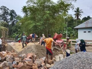 Sinergi TNI dan Warga, Pembangunan Jembatan TMMD 127 Kendari Kian Dikebut