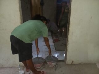 TMMD Ke-127 Kodim 1618/TTU Bangun Harapan Baru Melalui Perehaban Rumah Yosep Ndun