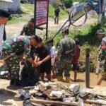 Babinsa Jajaran Kodim 1620/Loteng, Lakukan Pendataan Pasca Pasca Banjir Di Sebagian Wilayah Lombok Tengah