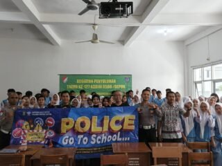 Satgas TMMD 127 Kodim 0508/Depok Bersama Satlantas Gelar “Police Go To School”, Penyuluhan UU Lalin Tuntas 100 Persen