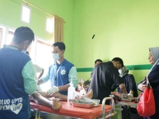 TMMD 127 Kodim 1417/Kendari Gelar Sunatan Massal, Wujud Kepedulian Sosial TNI