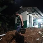 Lembur Usai Tarawih, Satgas TMMD 127 dan Warga Kebutan Finishing MCK