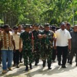 Ketua Tim Wasev TMMD 127 Tinjau Langsung Lokasi di Kampung Sisir