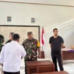 Kunjungan ke SMAN 3 Kampung Sisir Warnai TMMD 127 Kodim 1804/Kaimana