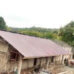 TMMD Ke-127 Kodim 1618/TTU Percepat Pembangunan, Atap 4 Ruang Kelas Baru Telah Terpasang