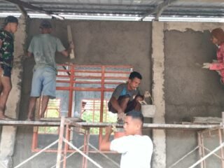 Percepat Pembangunan Pendidikan, TMMD Ke-127 Fokus Plester Eksterior 4 RKB di Perbatasan