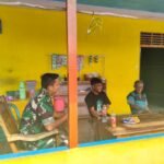 Babinsa Koramil 1203-08/Pulau Maya Jalin Kedekatan Melalui Komsos di Desa Betok Jaya