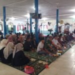 Babinsa Koramil Muara Bengkal Apresiasi Khataman Santri TK–TPA