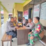 Sinergi TNI-Polri, Babinsa Koramil 1203-12/Delta Pawan Perkuat Komsos di Polres Ketapang Demi Kondusifitas Ramadan