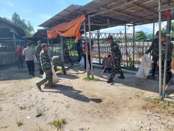 Karya Bakti Koramil 1005-08/Anjir Muara, Semangat Pengabdian di Tengah Puasa