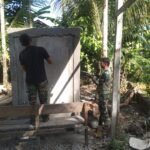 Di Bawah Terik, Prajurit TMMD Bangun Sumber Kehidupan