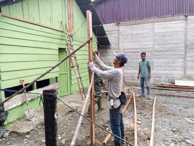 
					Kodim 0116/Nagan Raya Jajaran Korem 012/TU Perkuat Struktur RTLH