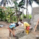 Satgas TMMD ke-127 Kodim 1305/Buol Tolitoli Laksanakan Pembuatan MCK di Desa Oyom