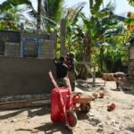 Satgas TMMD ke-127 Kodim 1305/Buol Tolitoli Lanjutkan Pembuatan MCK di Desa Oyom