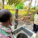 Pastikan Tepat Sasaran, Satgas TMMD 127 Kodim 1804/Kaimana Cek Sumur Penerima Manfaat di Kampung Sisir