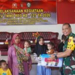 Wasev TMMD ke-127 Tinjau Penyerahan Sembako untuk Anak Stunting