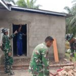 Masuki Tahap Pekerjaan Lantai, RTLH Ibu Suwarti Hasil TMMD 127 Semakin Tampak Wujudnya