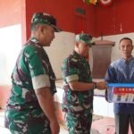 Wujud Kepedulian, Ketua Tim Wasev Serahkan Sembako untuk Warga Kurang Mampu