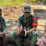 Kebersamaan TNI dan Warga Warnai TMMD 127 Kodim 1804/Kaimana di Kampung Sisir