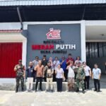 Dandim Klungkung Sambut Kunjungan Kerja Asdep Kementerian Koperasi Indonesia Bersama LPDB Pusat Di KDKMP Desa Jumpai