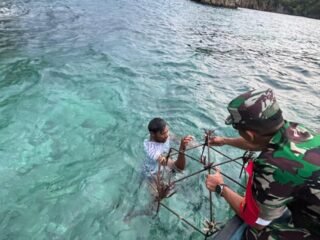 TMMD 127 Non Fisik Kodim 1804/Kaimana Fokus pada Pelestarian Laut Melalui Transplantasi Terumbu Karang