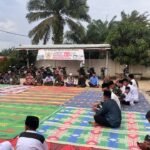 Satgas TMMD 127 Kodim 0430/BA Buka Puasa Bersama Anak-Anak TK-TPA Hidayatul Qur’an di Desa Wonosari