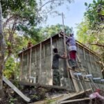 Gotong Royong TNI dan Warga Sambuli Wujudkan Fasilitas Air Bersih melalui TMMD 127