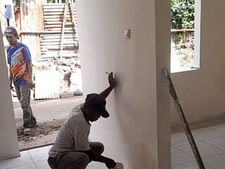 Update TMMD Ke-127: Rumah Bapak Ujang Fadilah di Sukamaju Sudah Sentuh 90,45 Persen