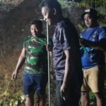 Satgas TMMD 127 Kodim 1015/Sampit Kerjakan Sumur Bor Hingga Malam Hari