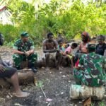 Warga Kampung Sisir Sampaikan Terima Kasih kepada Dansatgas TMMD 127 Kodim 1804/Kaimana