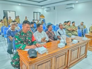 Sosialisasi Penataan Dan Perlindungan Kawasan Sempadan Pantai, Danramil Dawan Tegaskan Upaya Tingkatkan Pemahaman Masyarakat Dan Jaga Kelestarian Sempadan Pantai